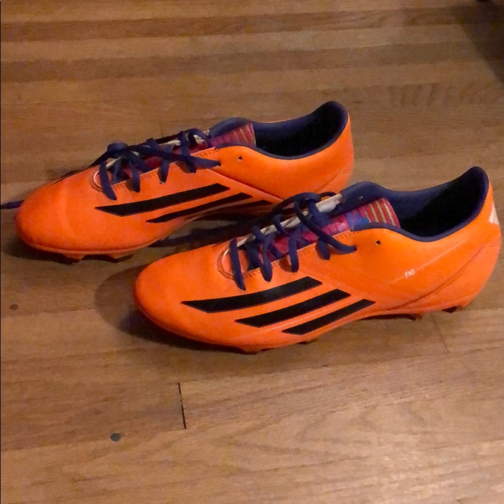 Adidas f10 soccer cleats men’s orange 8.5
